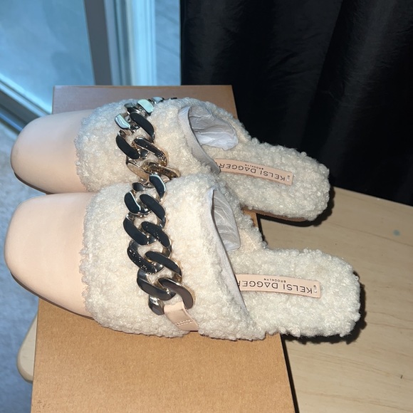 Kelsey Dagger Brooklyn Faux Shearling Slipper - Picture 7 of 8